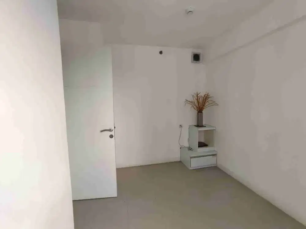 Apartemen Bassura 2 br kosongan atas mall