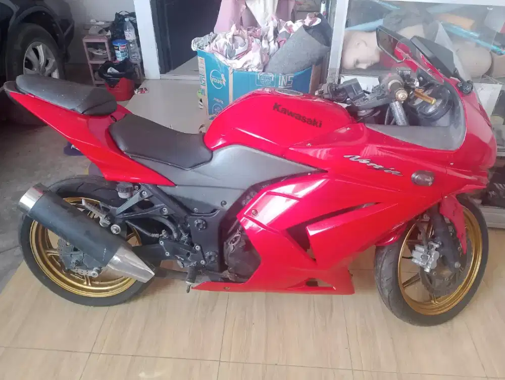 Ninja 250 merah mulus