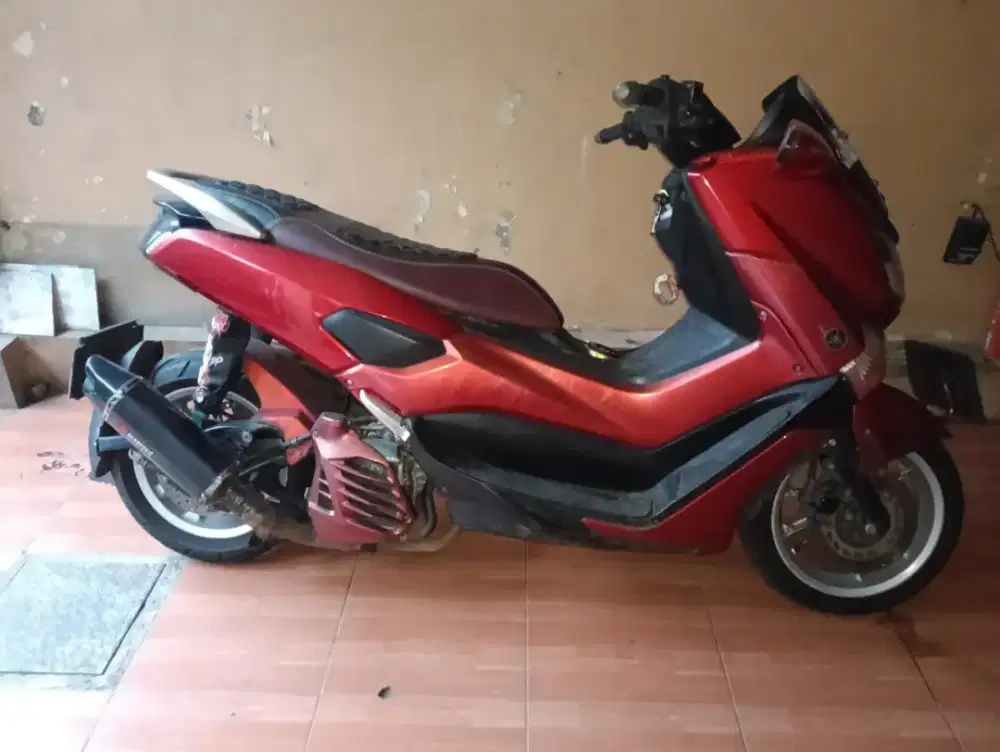 Nmax 2016 tangan pertama