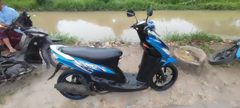Mio smile 2010 lengkap tinggal gas