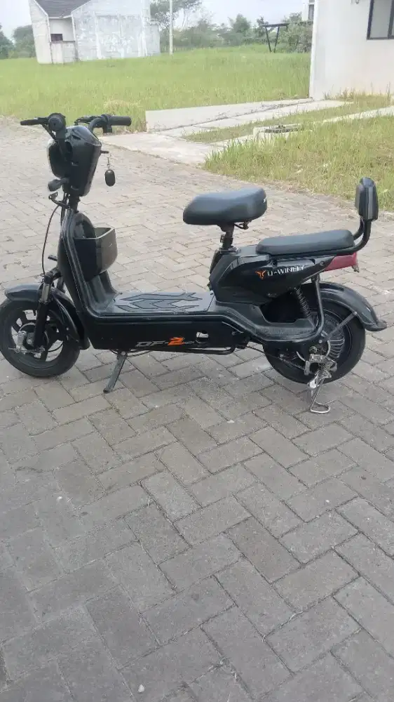 Jual Selis Uwinfly DF2