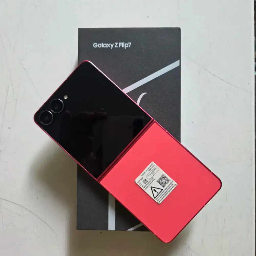 Samsung Galaxy ZFlip7 12/256 Coral Red