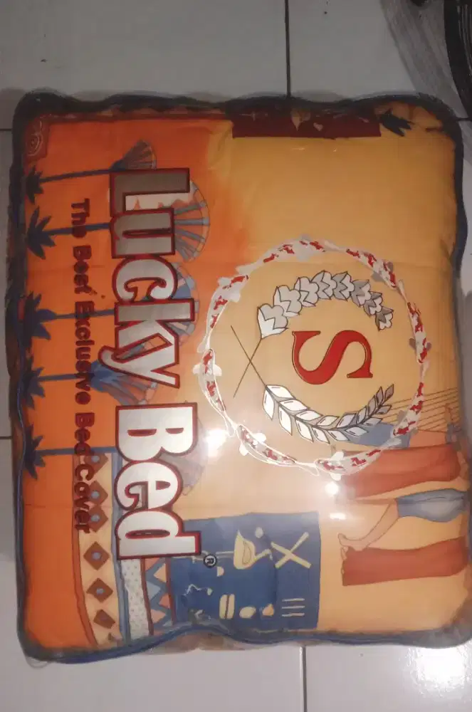 Bed cover lucky bed
