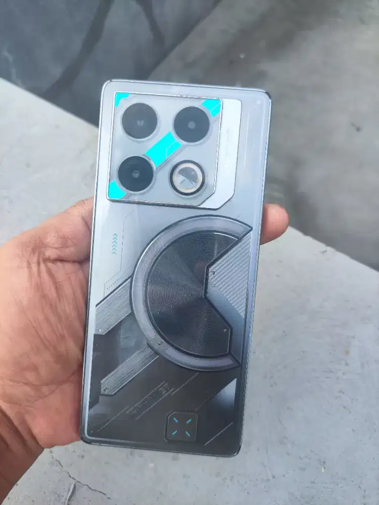 Infinix GT 20 Pro ram 12/256 Hp charger only