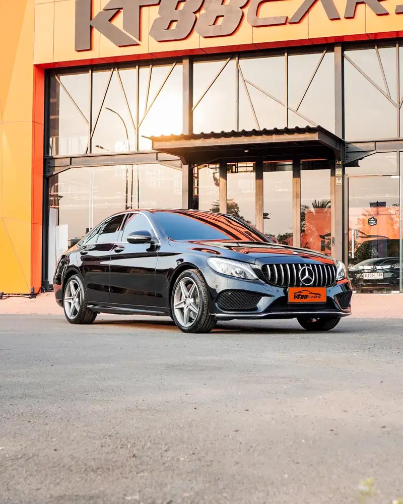 [BERGARANSI] MERCEDES BENZ C250 AMG LINE TAHUN 2015 HITAM GANJIL