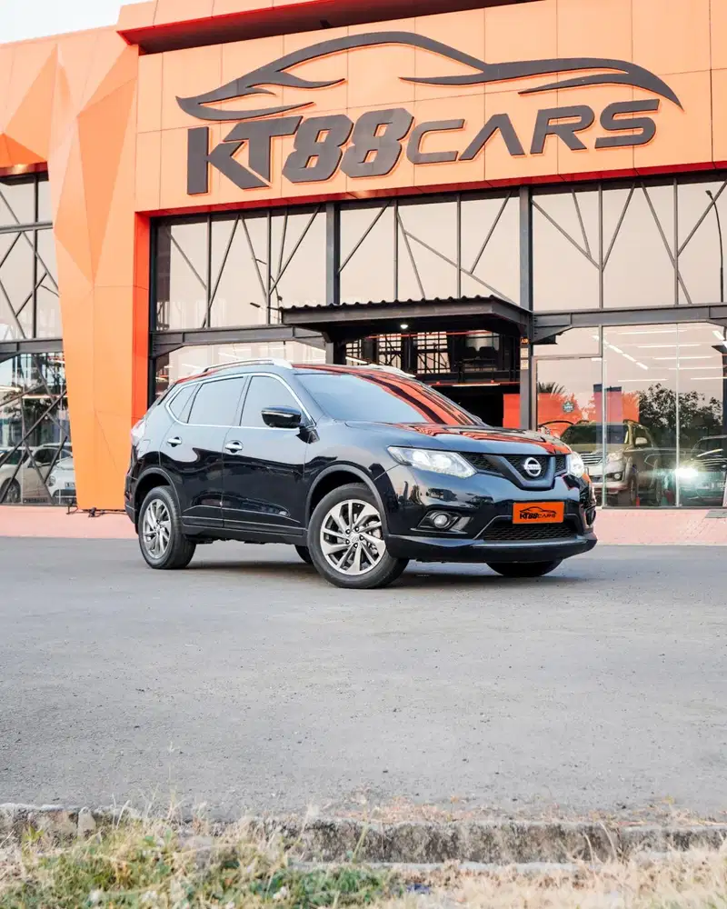 [BERGARANSI] NISSAN XTRAIL 2.5 MATIC HITAM TAHUN 2015 GENAP