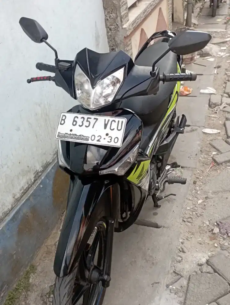 Honda supra x 125 dd pajak/plat panjang