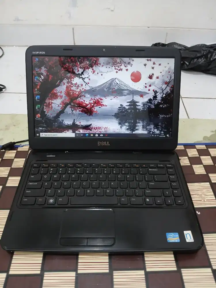 Laptop Dell Inspiron N4050 ,Intel Core i3 , Ram 8Gb ,Double Amd Radeon