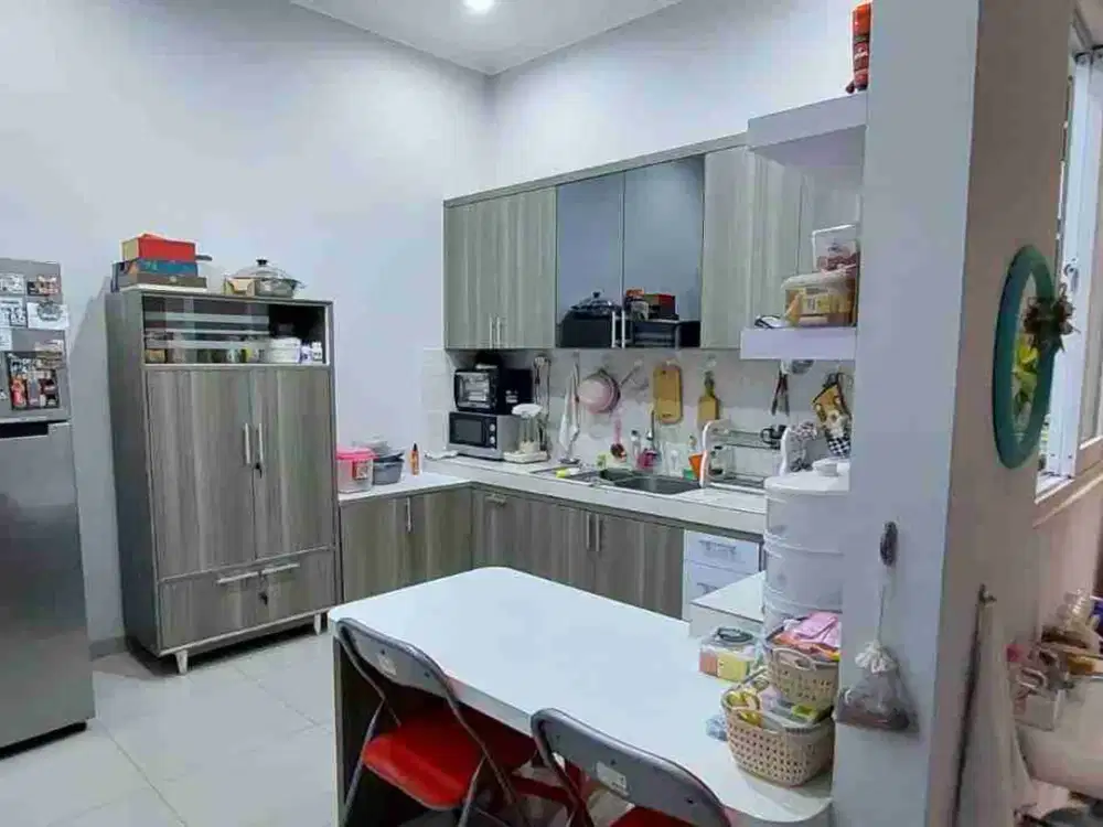 Dijual Cepat Rumah Bangunan Tahun 2021, Nyaman di Sunter Agung Barat, JakUt