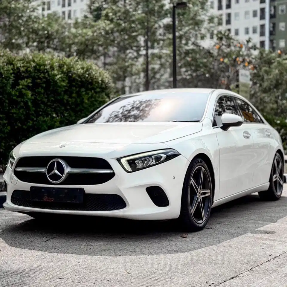 (CASH) Mercedes Benz A200 Sedan 2022