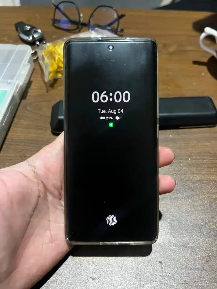 Infinix zero 30 8+8 / 256