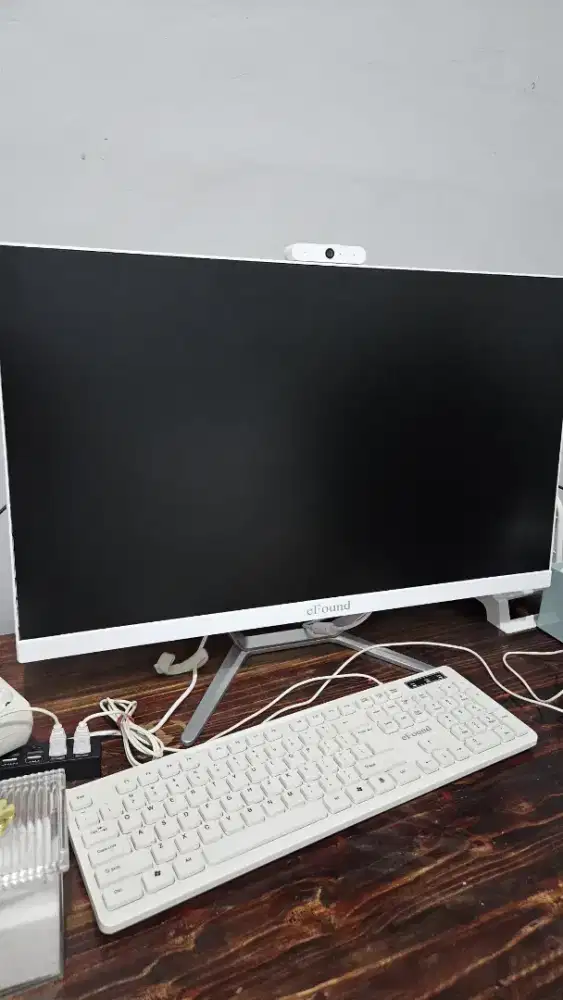 PC All in One Core i7 16 GB RAM, 1 TB SSD, 27 inch
