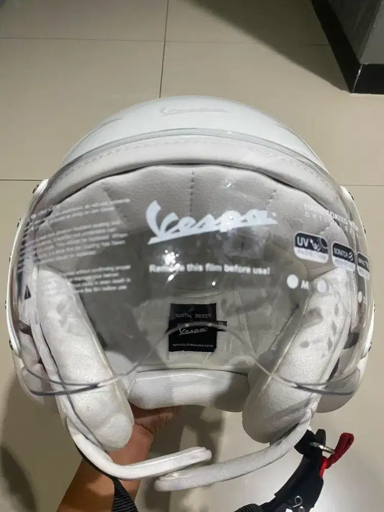 helm vespa justin bieber