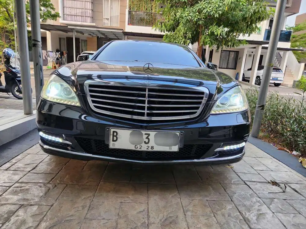 Mercedes-Benz S350L 2010 Bensin