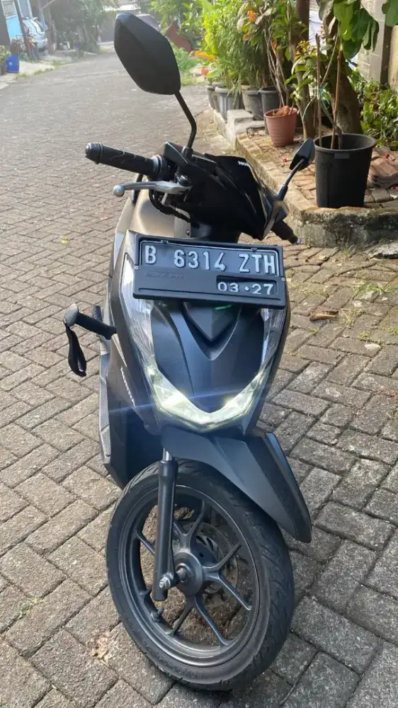 Dijual motor honda beat 2022