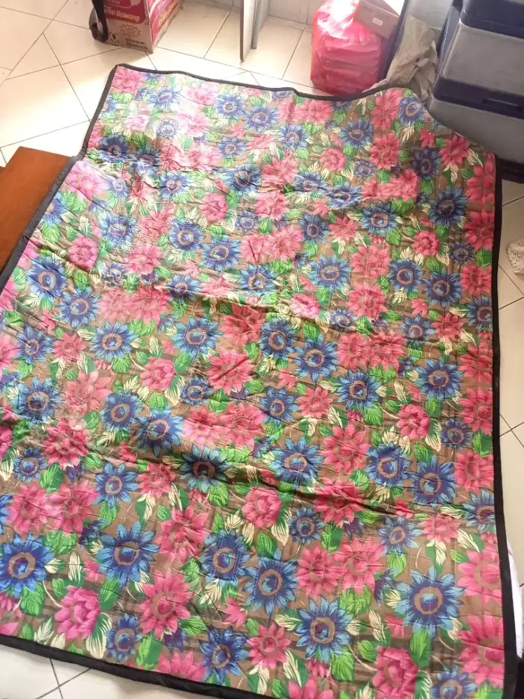 Karpet lantai Quilting Bolak-Balik Motif Bunga