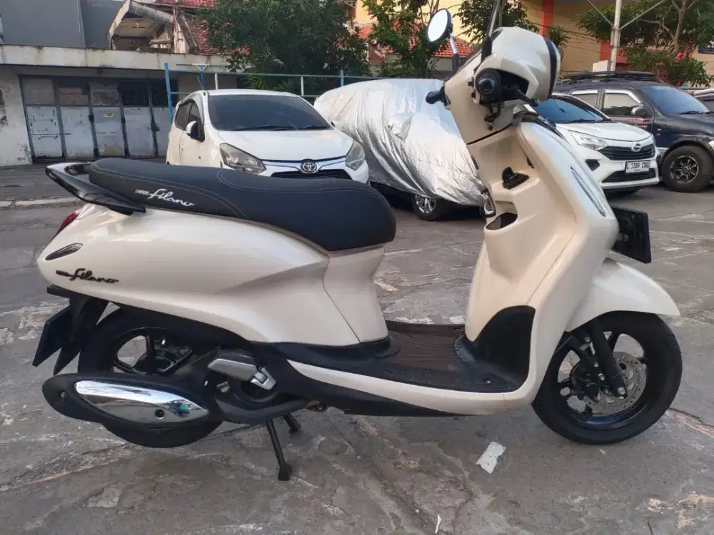 Jual fillano 2023 lm 18 rb kondisi sgt bagus smsat kdg cowek
