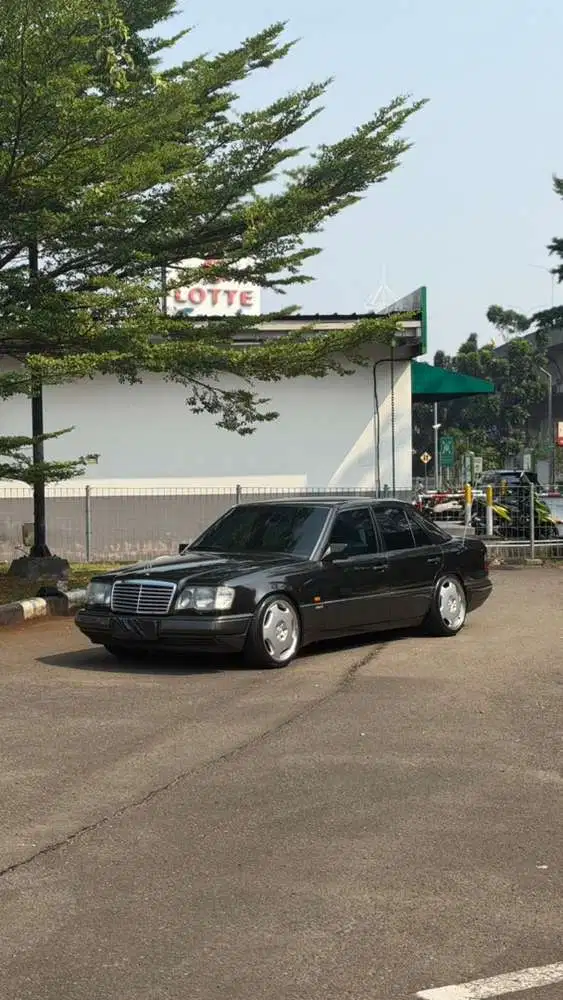Mercedes-Benz E320 1994 Bensin