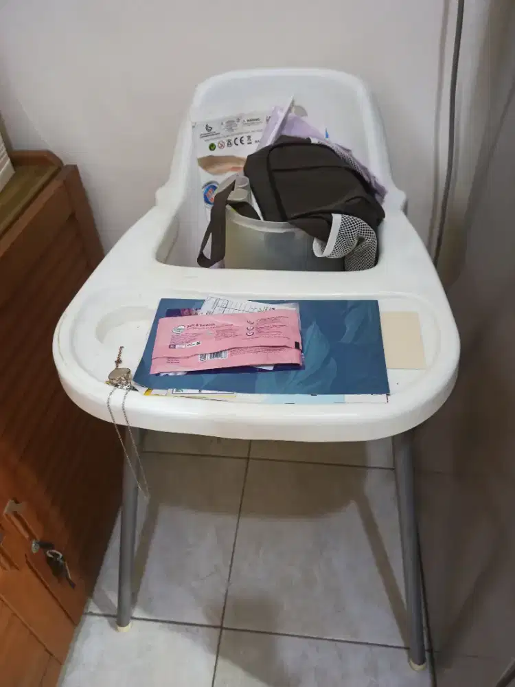 Kursi makan bayi anak punyanya informa