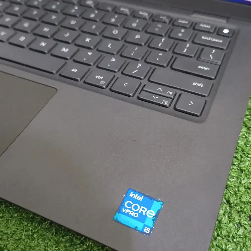 Laptop Kece Dell Latitude 7420 i5 Gen11 Ram 16/512 MULUSSS Full HD