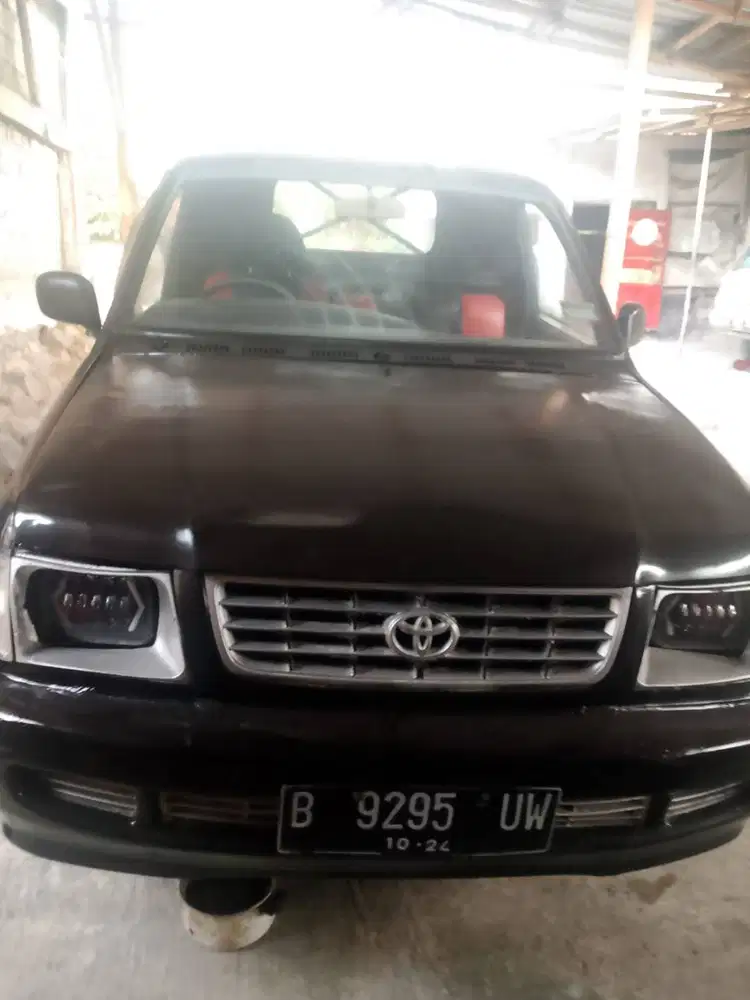 Kijang kapsul Pickup tahun 2002