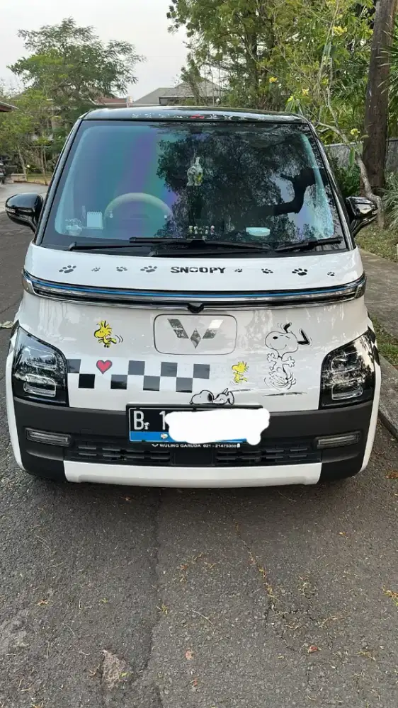 Airev 2022 Putih Long Range Mulus Km Rendah Seperti Baru