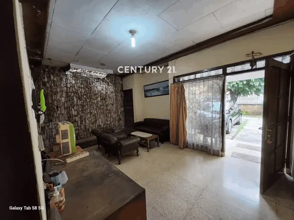 Rumah Tua Hitung Tanah Strategis Karet Kuningan Cocok Untuk Kost