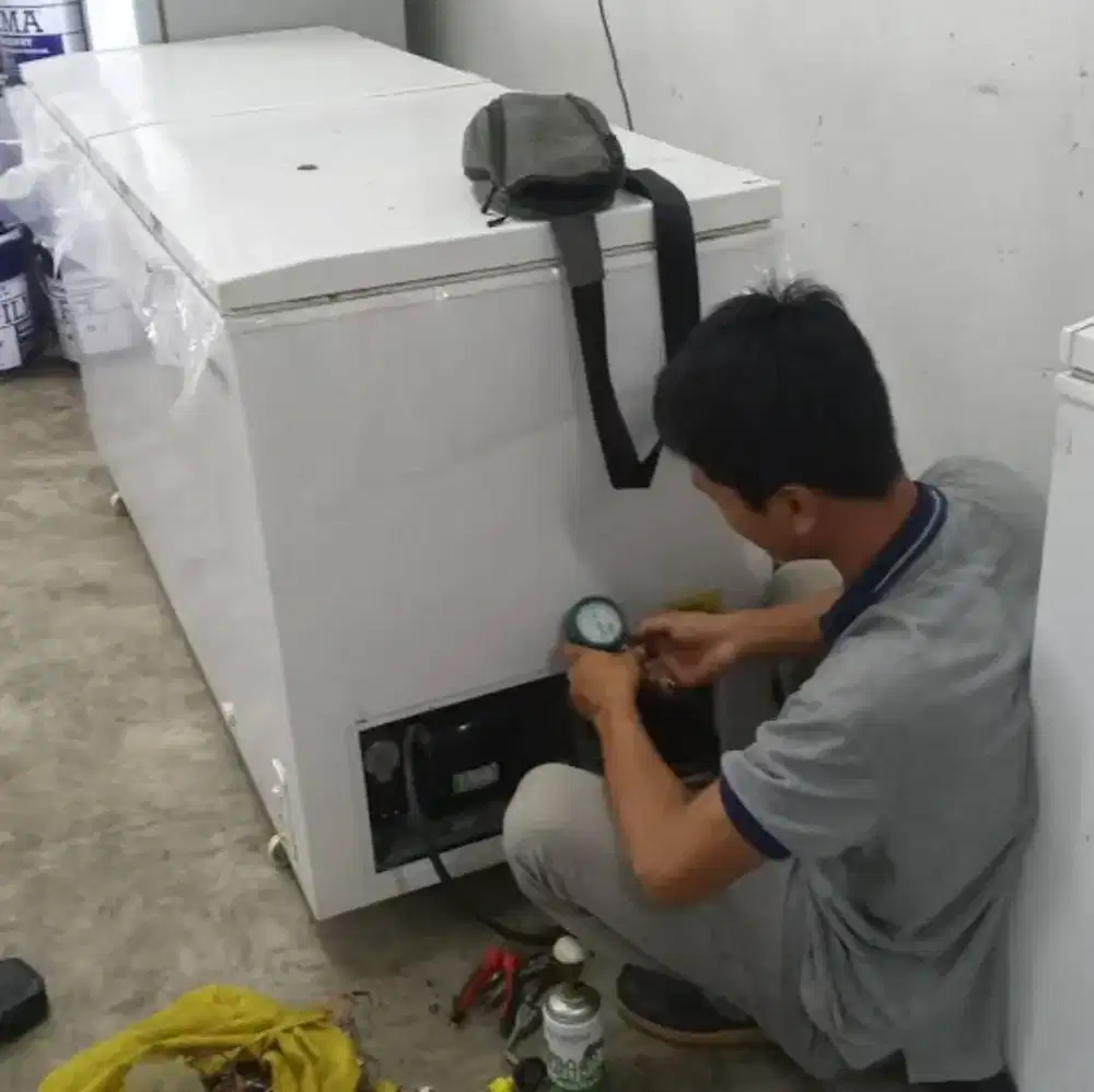 jasa service kulkas dan freezer box jasa service AC