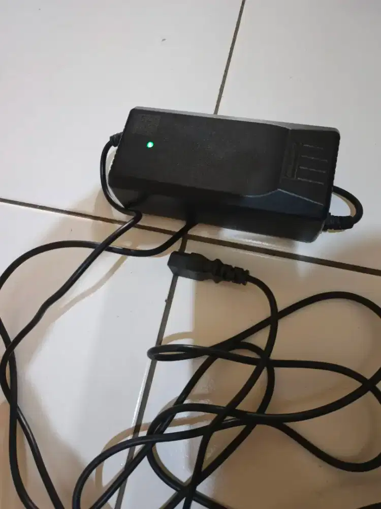 Charger molis united 72v20mAh normal