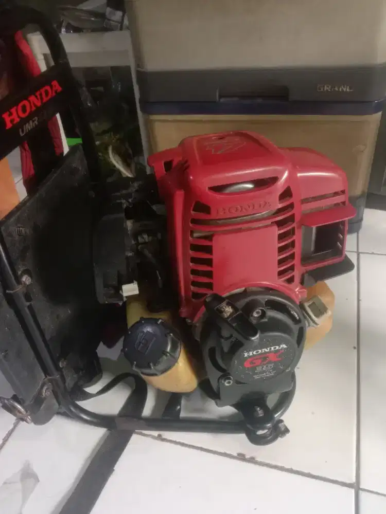 Mesin potong rumput Honda GX35 lokasi Cilebut bogor