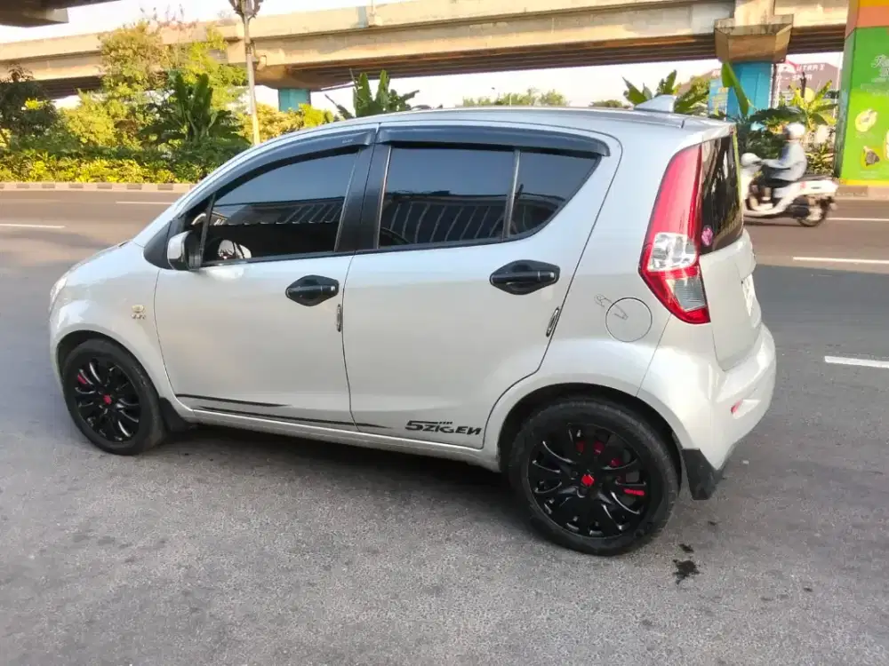 Suzuki splash gl mt 2013  PJK on. Full orisinil.