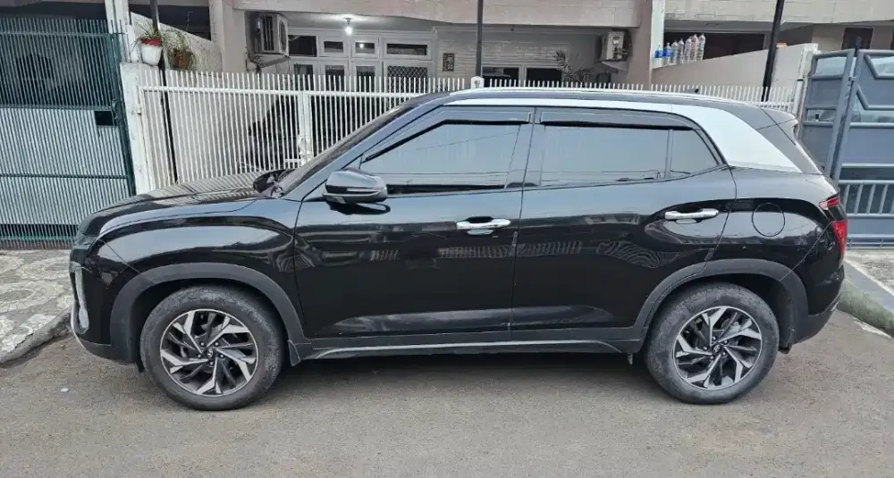 Hyundai Crèta , Style, AT Hitam