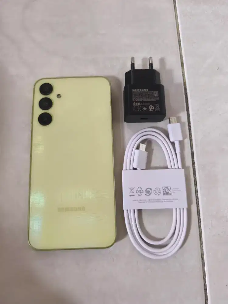 Samsung a25 5G 8/256 kuning mulus