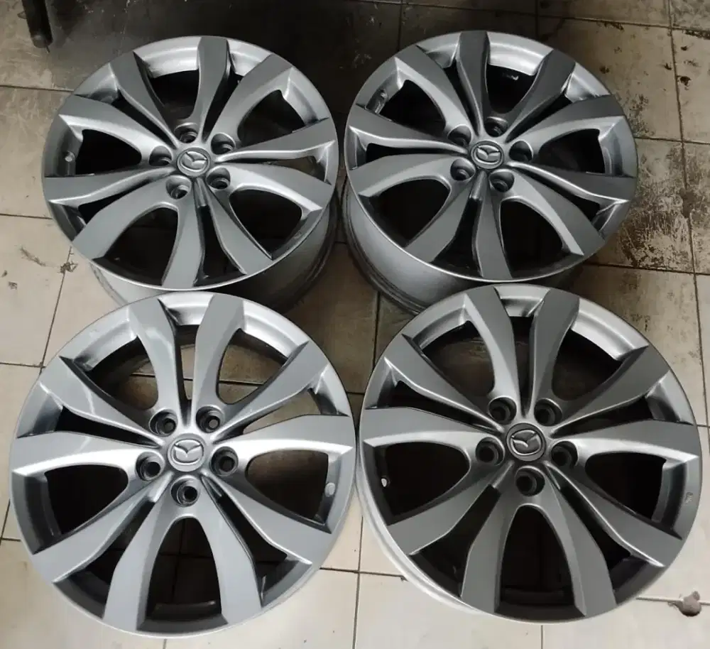 Dijual. 4pc velg mazda CX7 R18