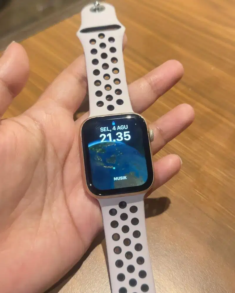 APPLE WATCH SERIES 4 - 44mm IWATCH