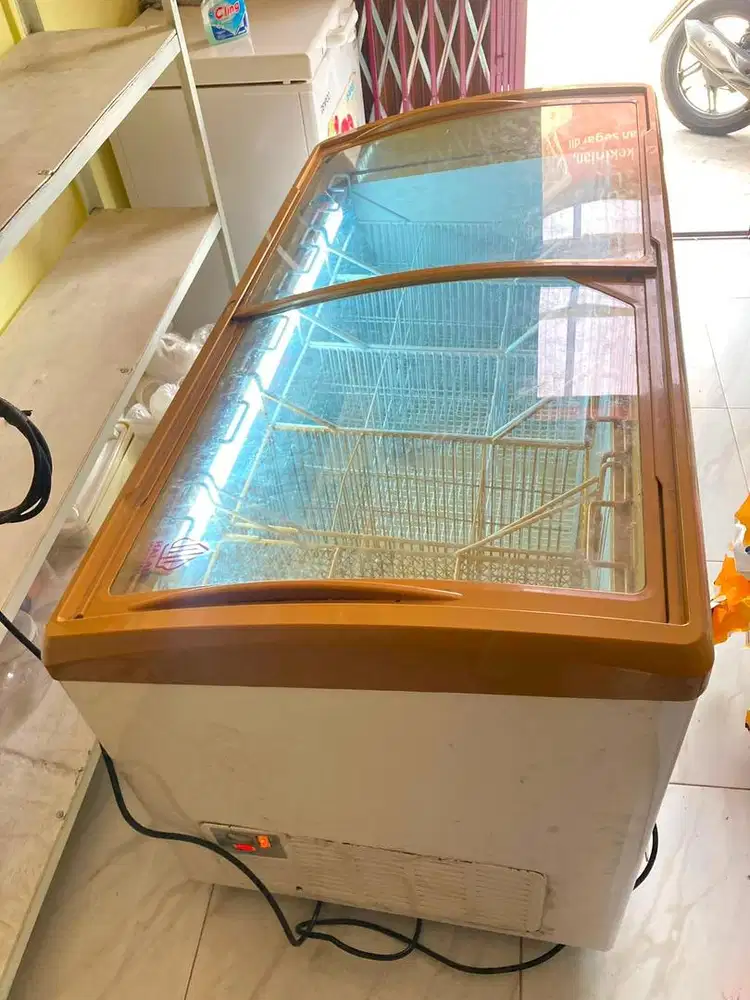 TERMURAH FREEZER SLEDING KACA 300 L