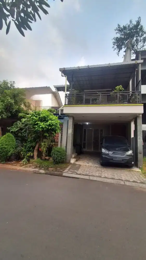 Rumah Cozy Dkt Selolah Ternama Dkt Stasium Sevilla BSD