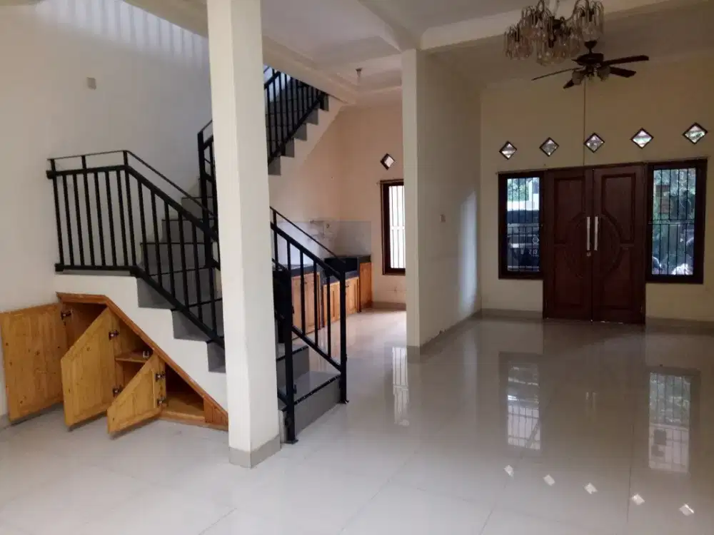 Rumah Disewakan Bisa Kantor Di Cilandak Dekat Citos, Lebak Bulus & Fatmawati