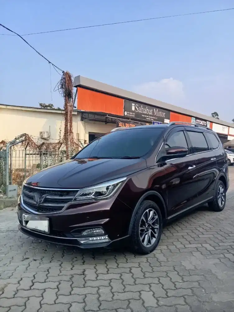 HARGA CASH! SUNROOF Wuling Cortez 1.8 C Lux AT 2018  KM80 ribuan