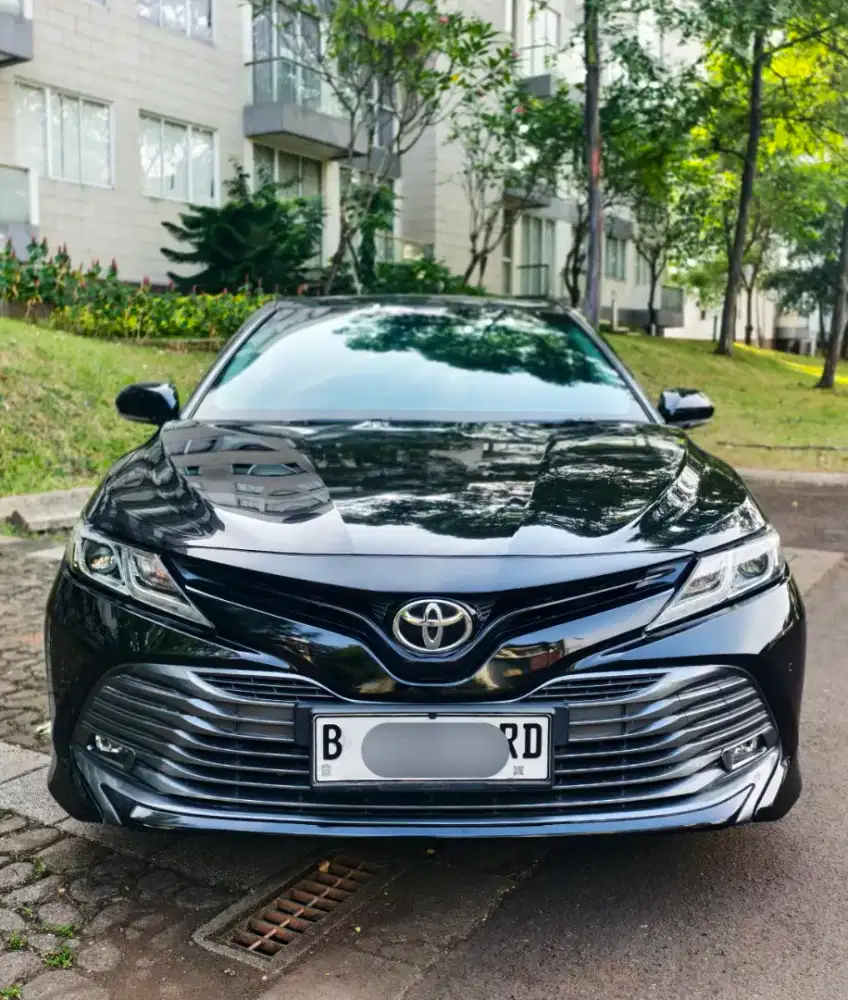 Toyota Camry V 2020 KM 50 RIBU