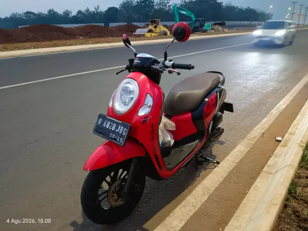 jual scoopy th 2021 pajak off bln ini dan thn ini bareng kaleng