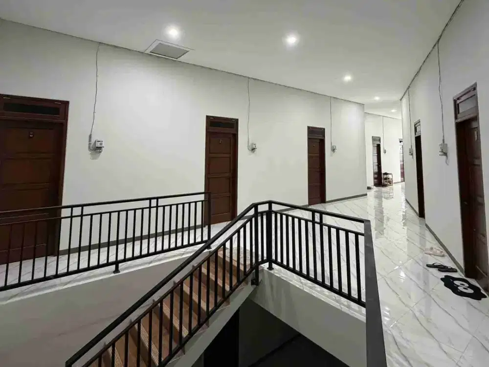Jual KosKosan Modern 2lt Total 21 kamar Lokasi Pemogan Denpasar Selatan area Pemukiman dekat Bandara.
