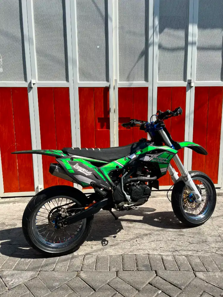 KLX 2015 pemakaian pribadi