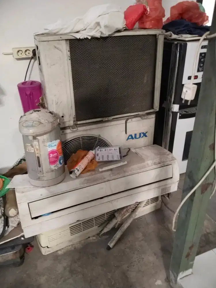 Menampung Elektronik Rusak