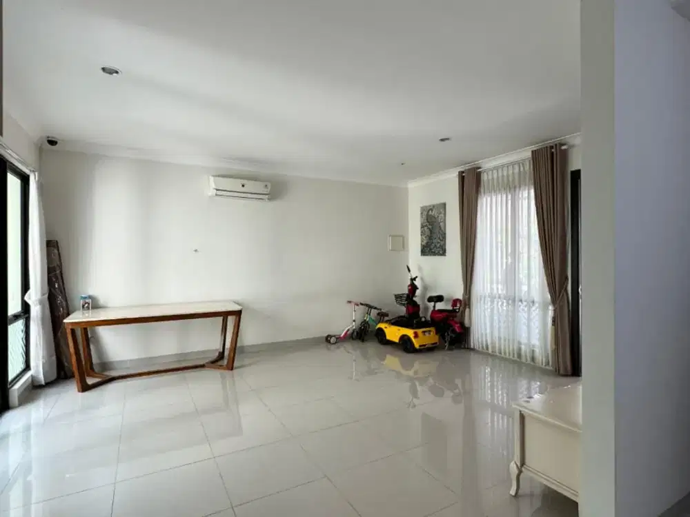Disewakan Rumah Minimalis Terawat Semi Furnished Siap Huni Lokasi di Podomoro Cluster Amagriya Bandung