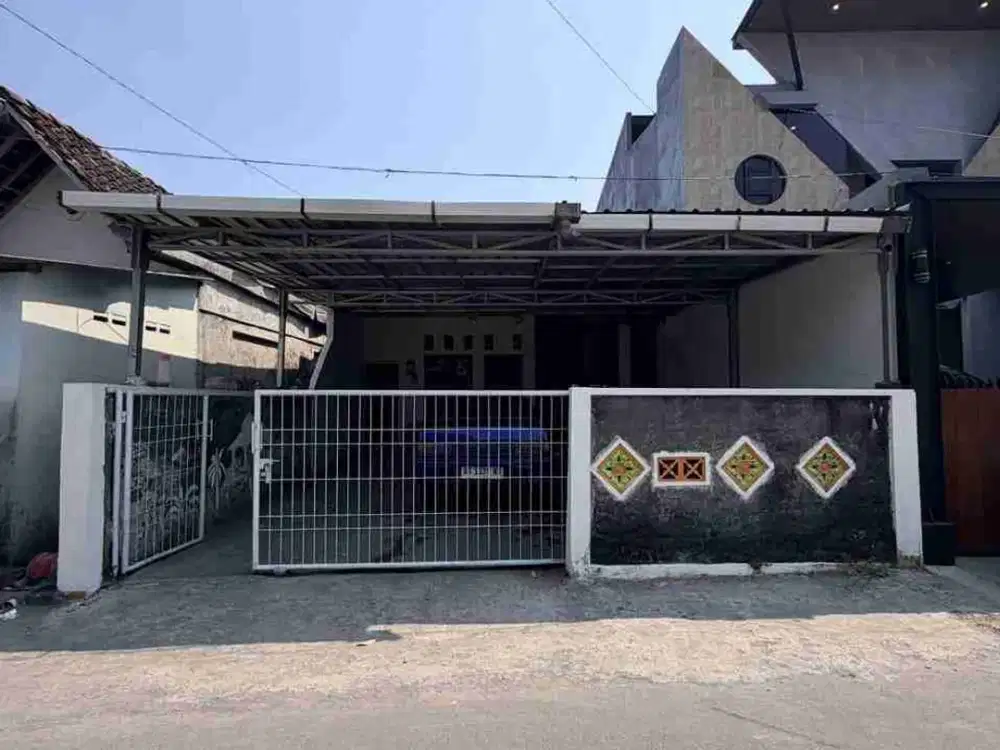 RUMAH LUAS STRATEGIS COCOK UNTUK HUNIAN DAN USAHA DI TRIHANGGO GAMPING SLEMAN