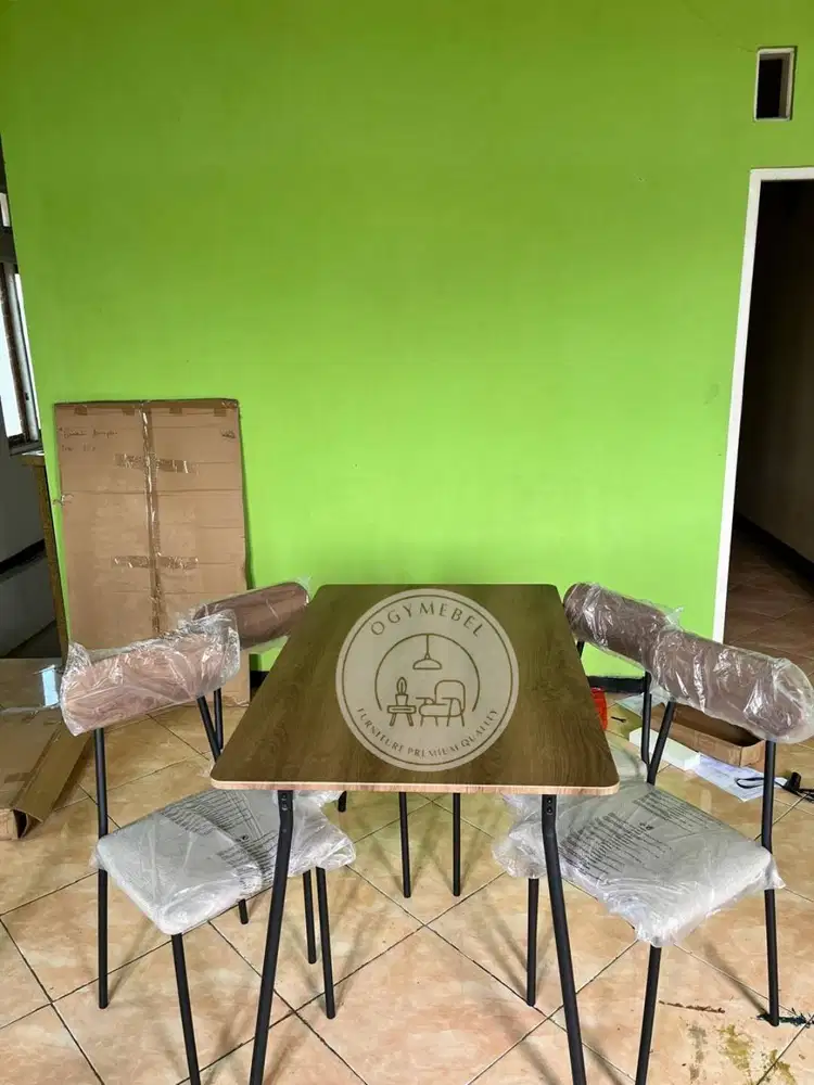 PROMO SET MEJA MAKAN 4 KURSI MINIMALIS MERK ACTIV SALE TERMURAH