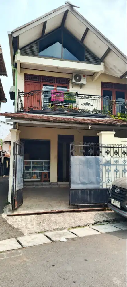 Rumah Rumah Kampung Baru Depok