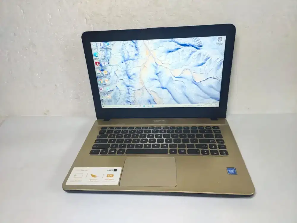 B1045 Asus X441M N4000 Ram 4GB ssd 128GB 
- ada ws sudut