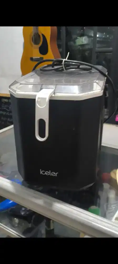 mesin pembuat es batu portable iceler